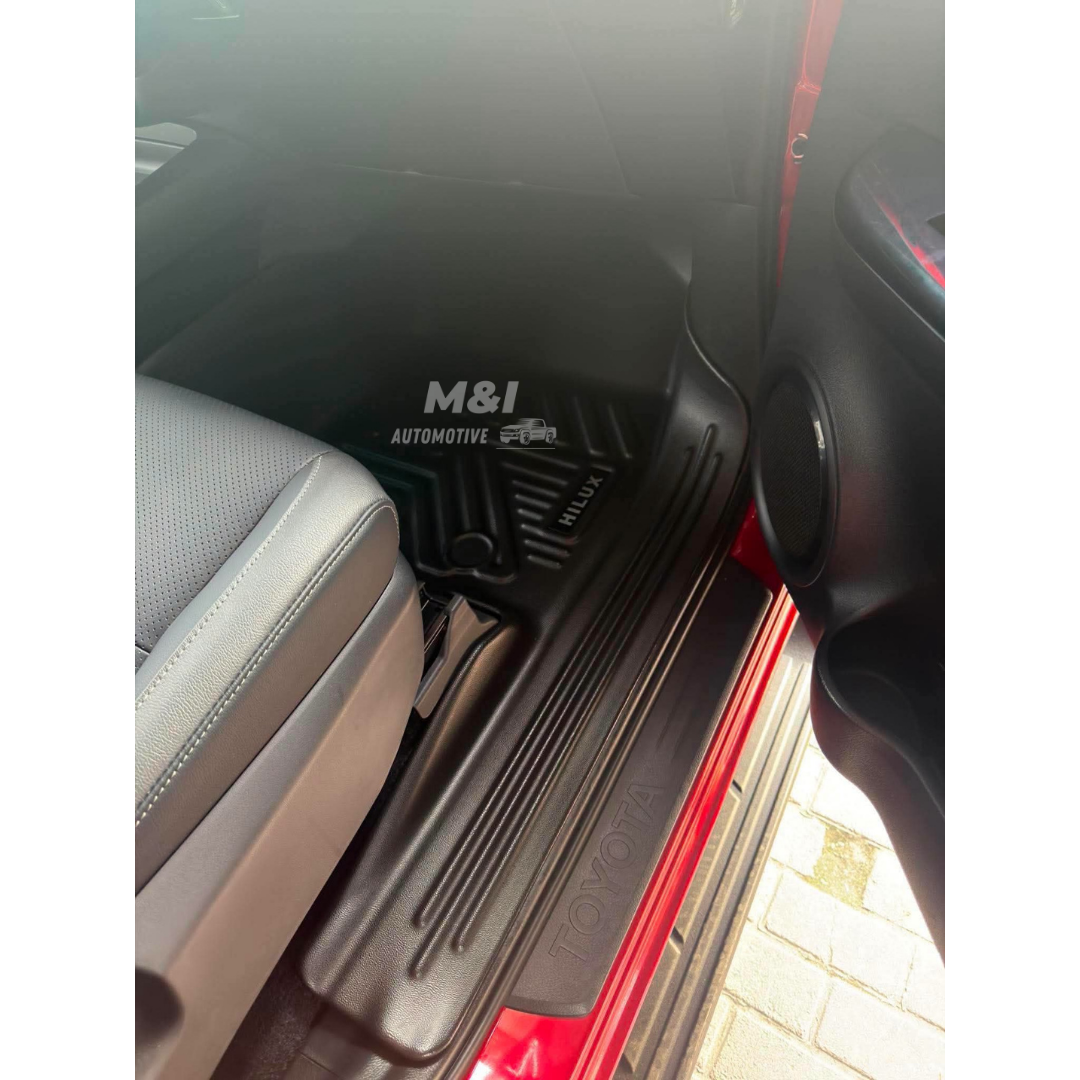 Pisos Bandeja 8D | Toyota Hilux 2016-2026