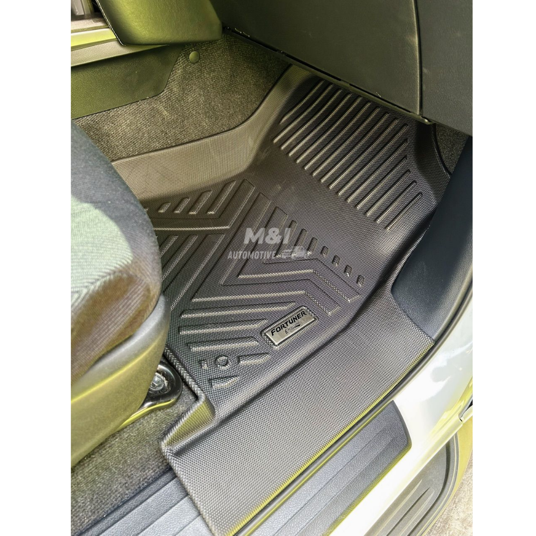 Pisos Bandeja 5D | Toyota Fortuner 2016-2026